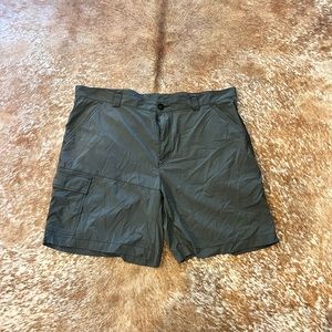 Men’s Columbia shorts